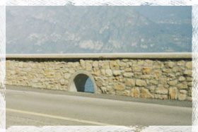 lunette sottomuri sul lago d'Iseo